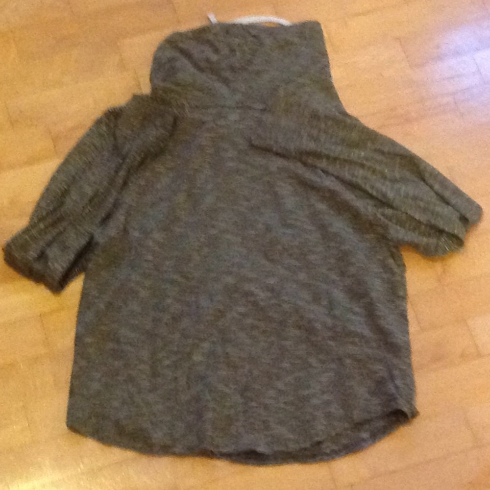 Aeropostale Sweatshirt - Picture 3 of 3